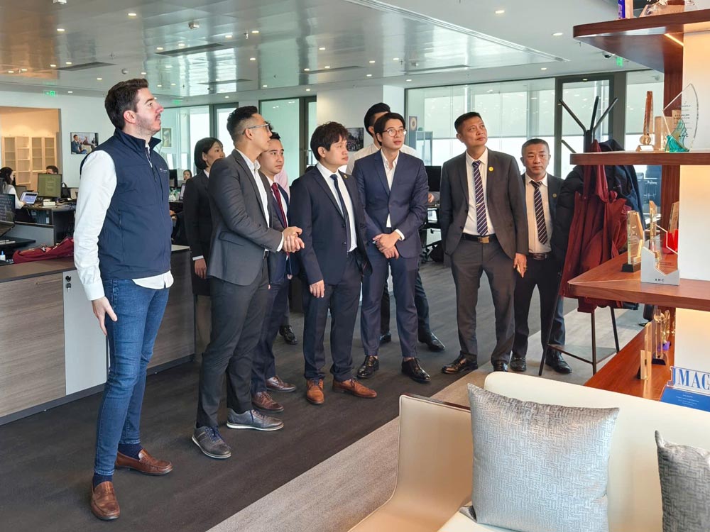 ARC Group meeting with Meey Group